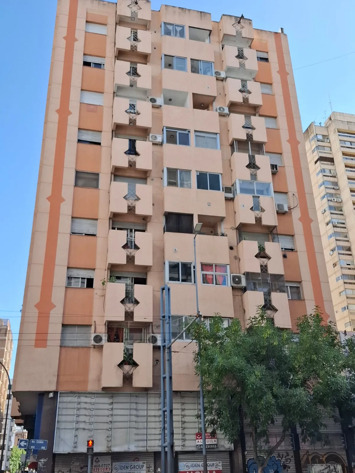 REGALADO, ESCUCHO TU OFERTA . OPORTUNIDAD. TRES DORMITORIOS