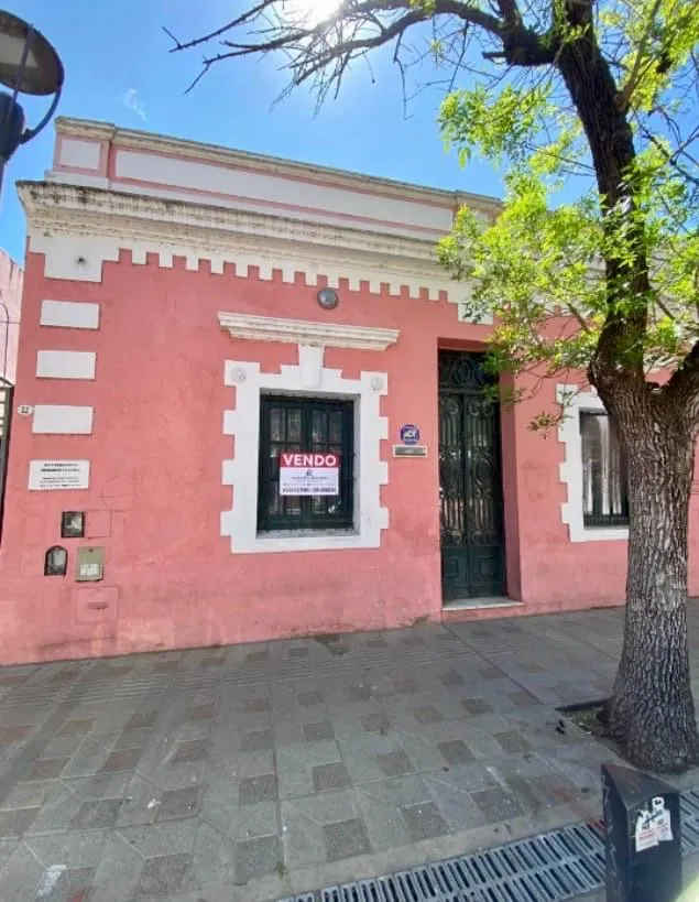 Vendo casa en Guemes ideal para local comercial