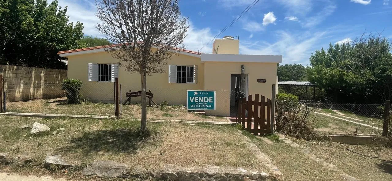 CASA EN VENTA , MAYU SUMAJ ,PUNILLA , 4 DORMIS , PATIO PILETA ,COCHERA 2
