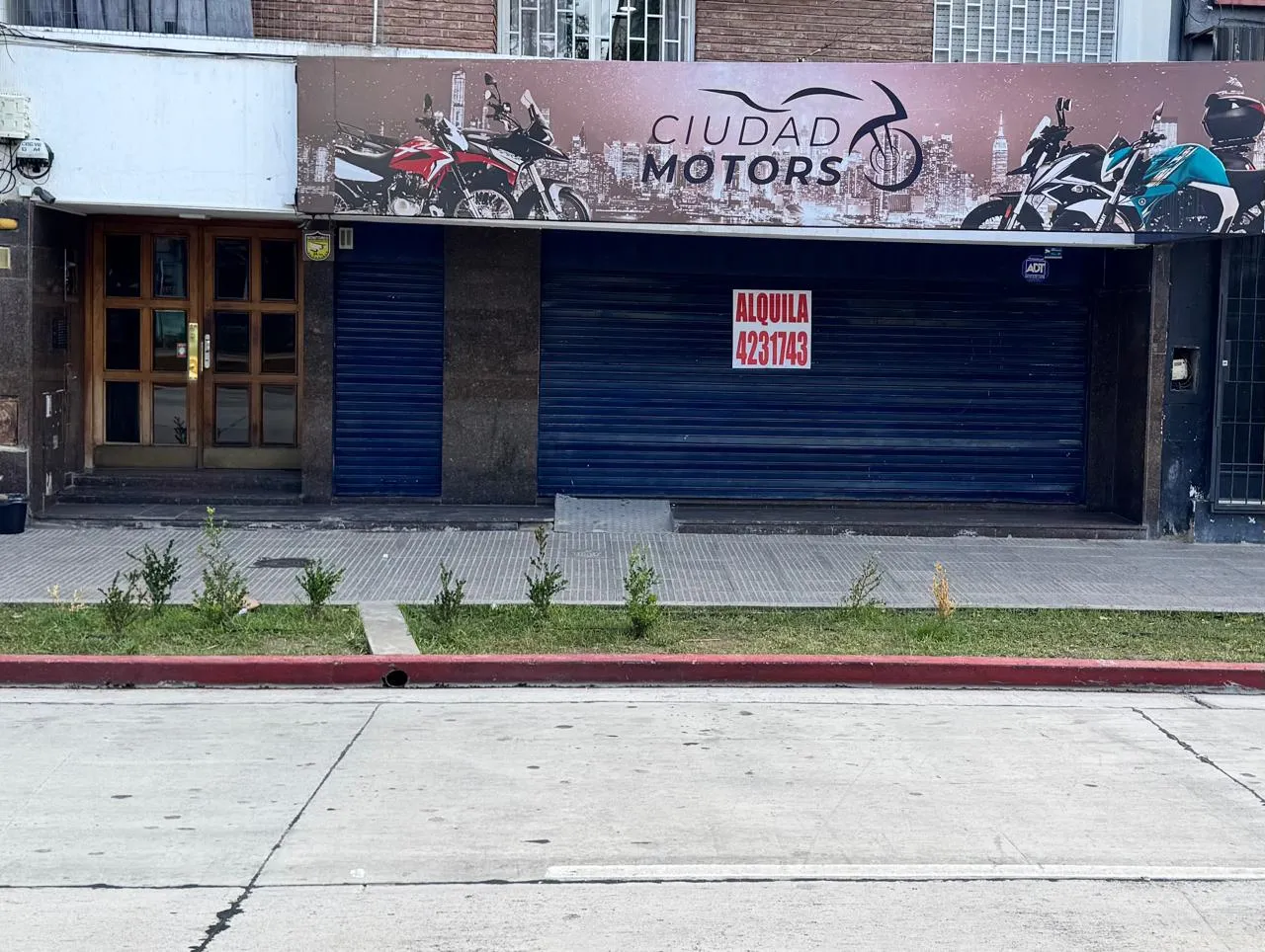 IMPONENTE LOCAL MAIPU 347 CENTRO