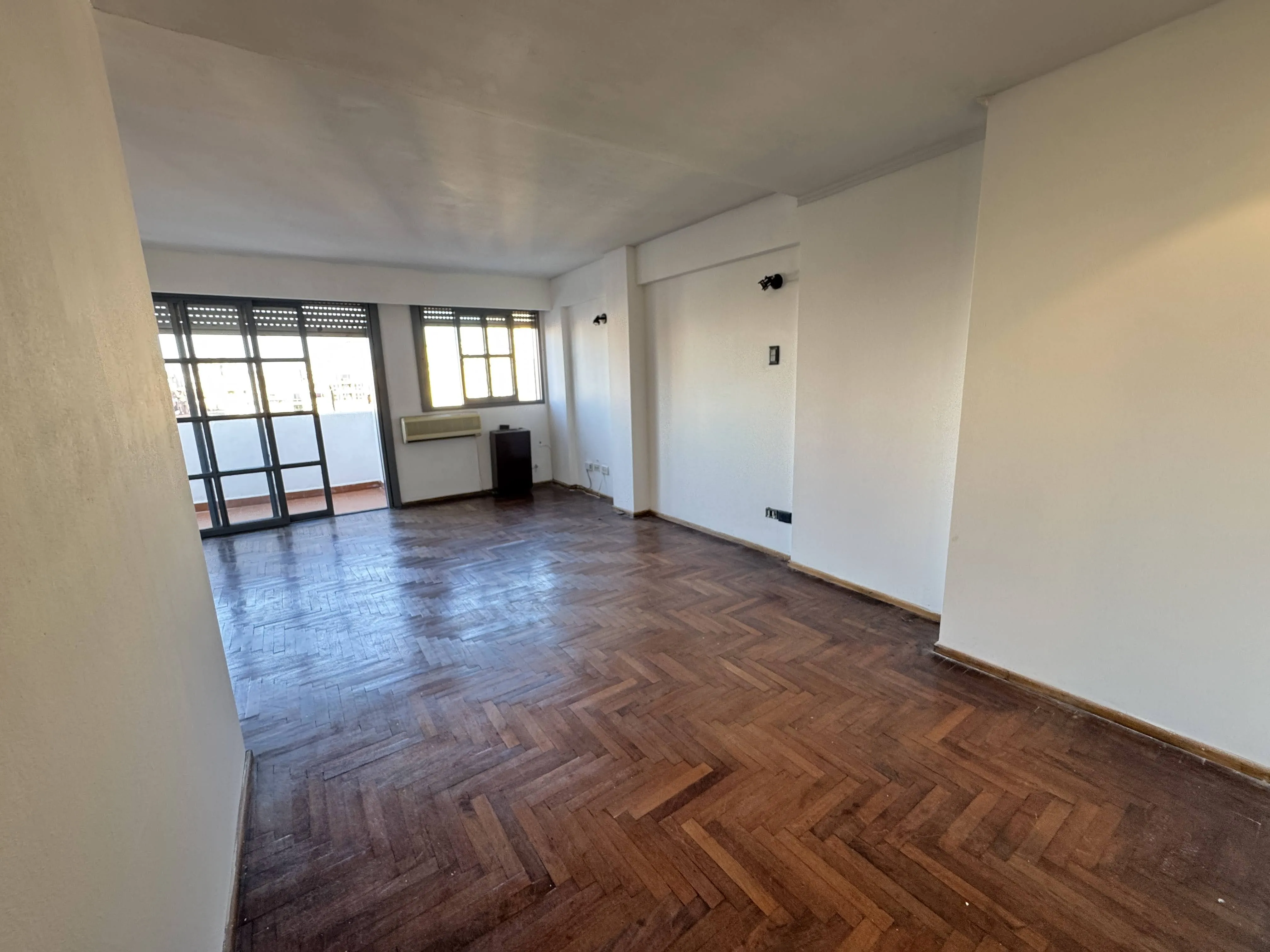 NUEVA CORDOBA 2 DORMITORIOS EXTERNO EN VENTA. ESCRITURA