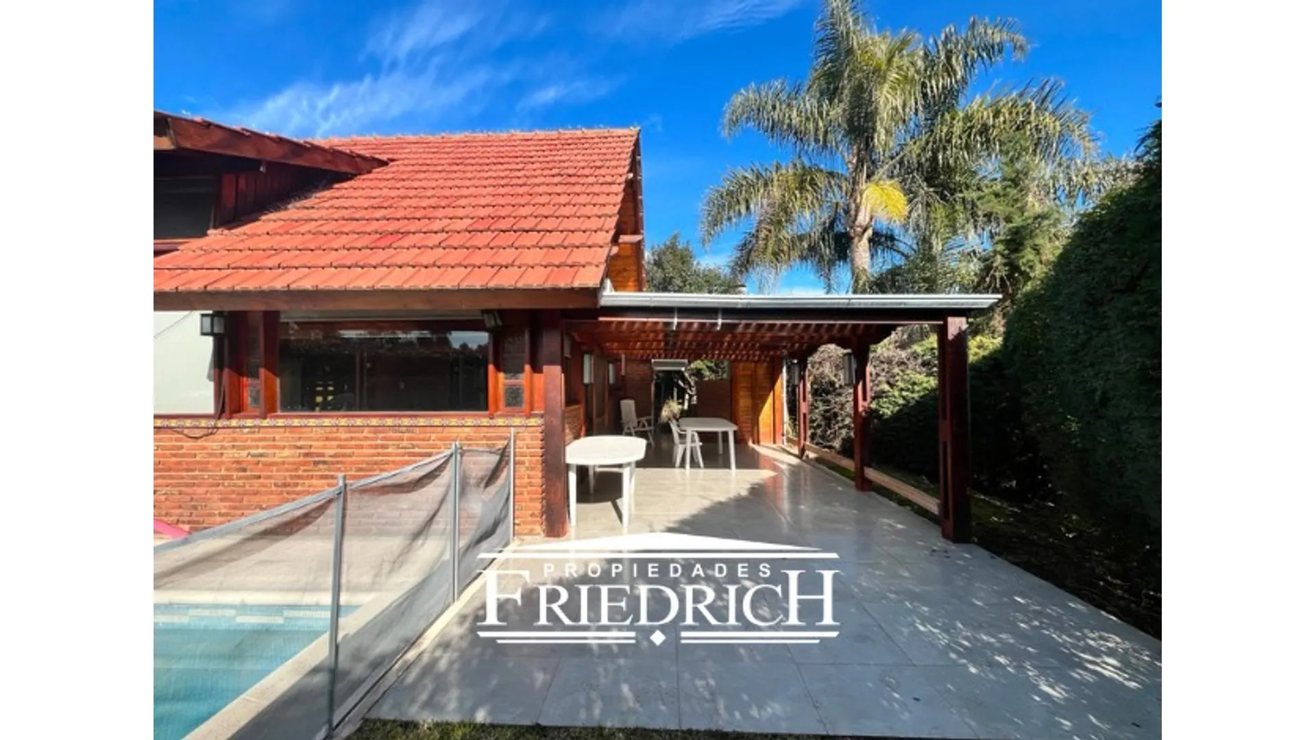 Casa en venta -Las Lajas Country Club