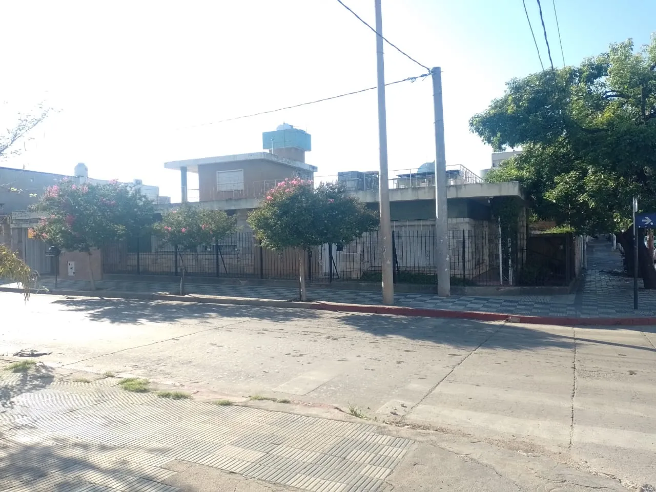 Venta Terreno 550 ms2 casa 229 ms2 - Av Patria 1196,