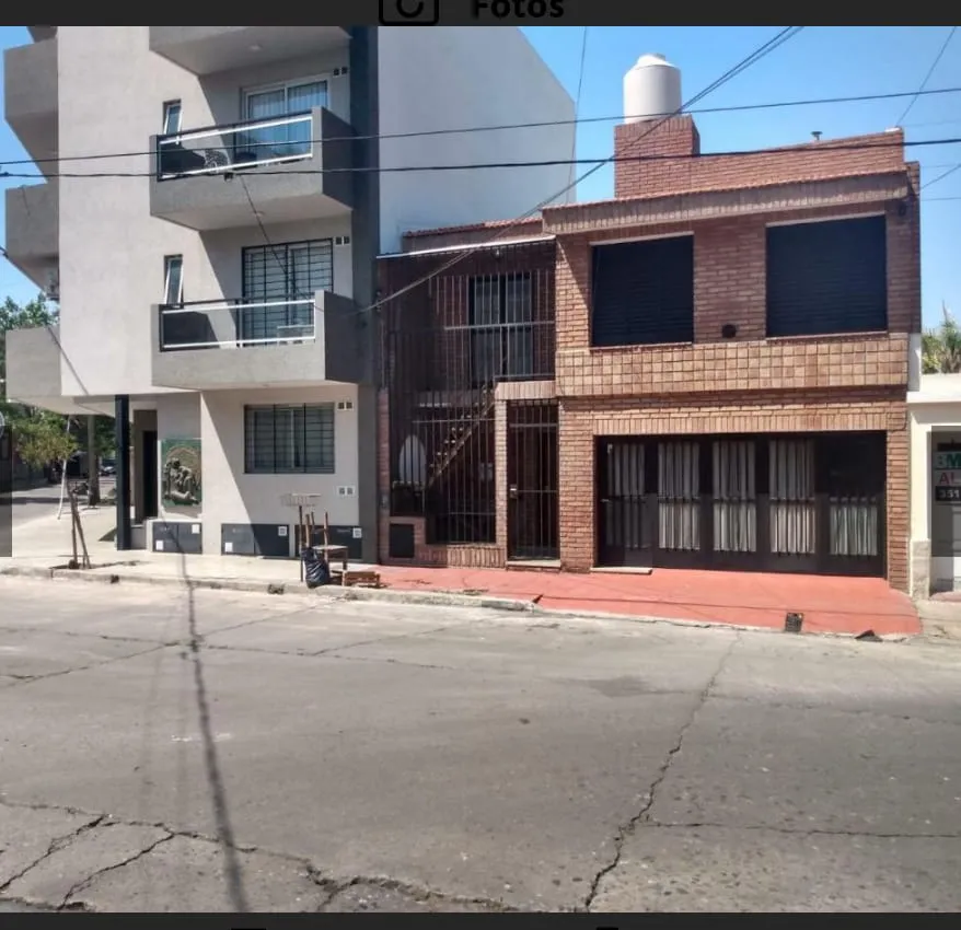 CASA DOBLE EN BARRIO GENERAL PAZ AMOBLADA