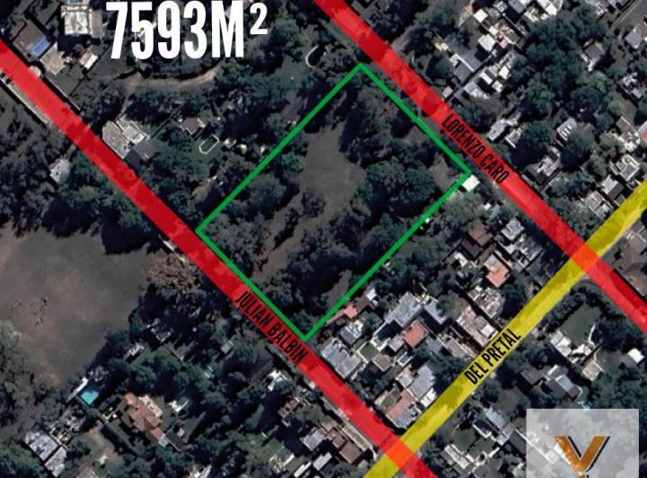 Terreno · 500m² · 6 Ambientes · 4 Cocheras