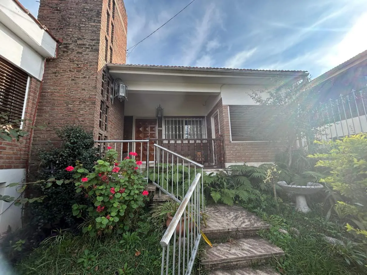 Casa en Venta - Barrio Parque Tablada, Sagrada Familia