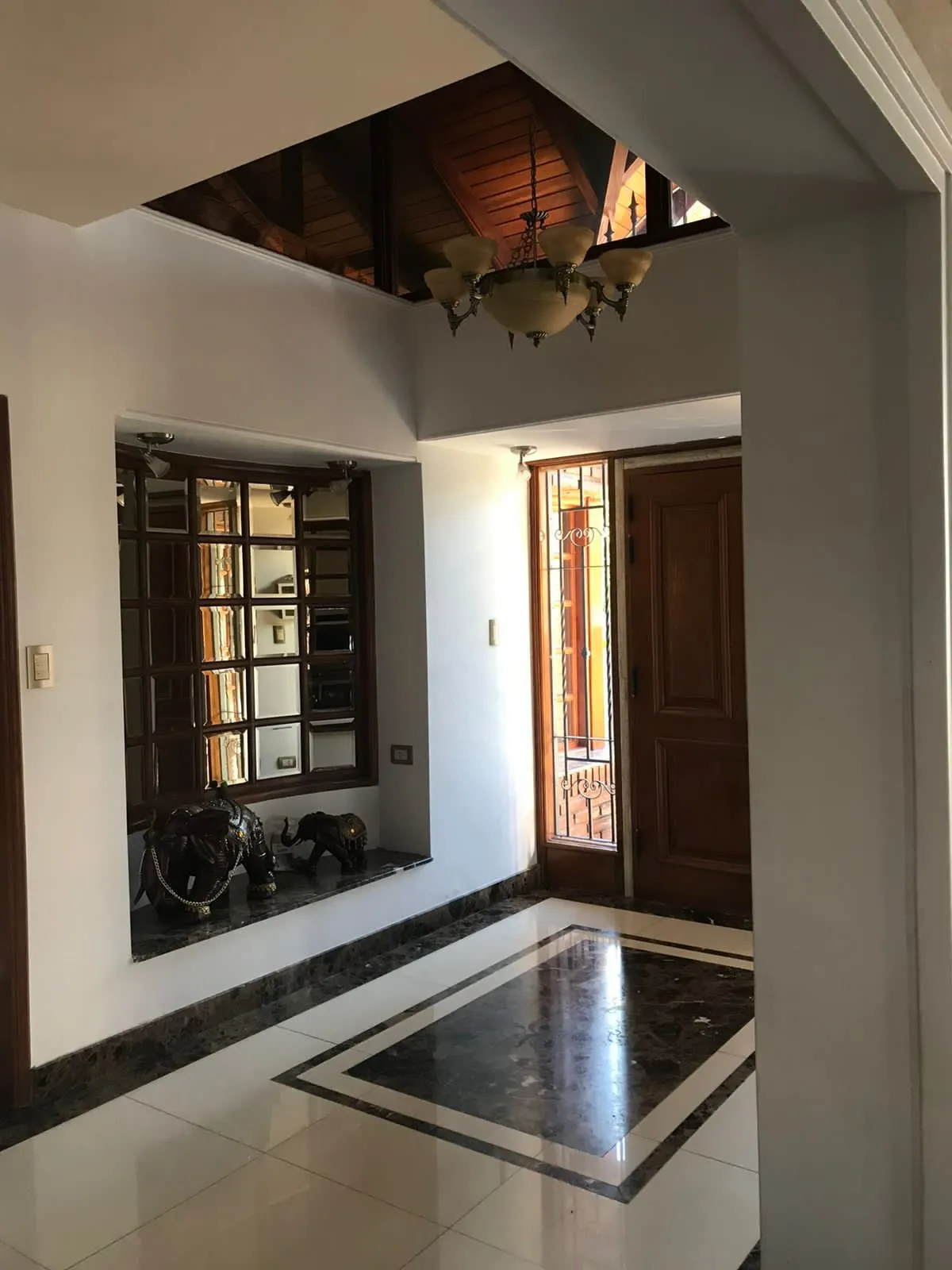CASA EN VENTA - PARQUE COREMA