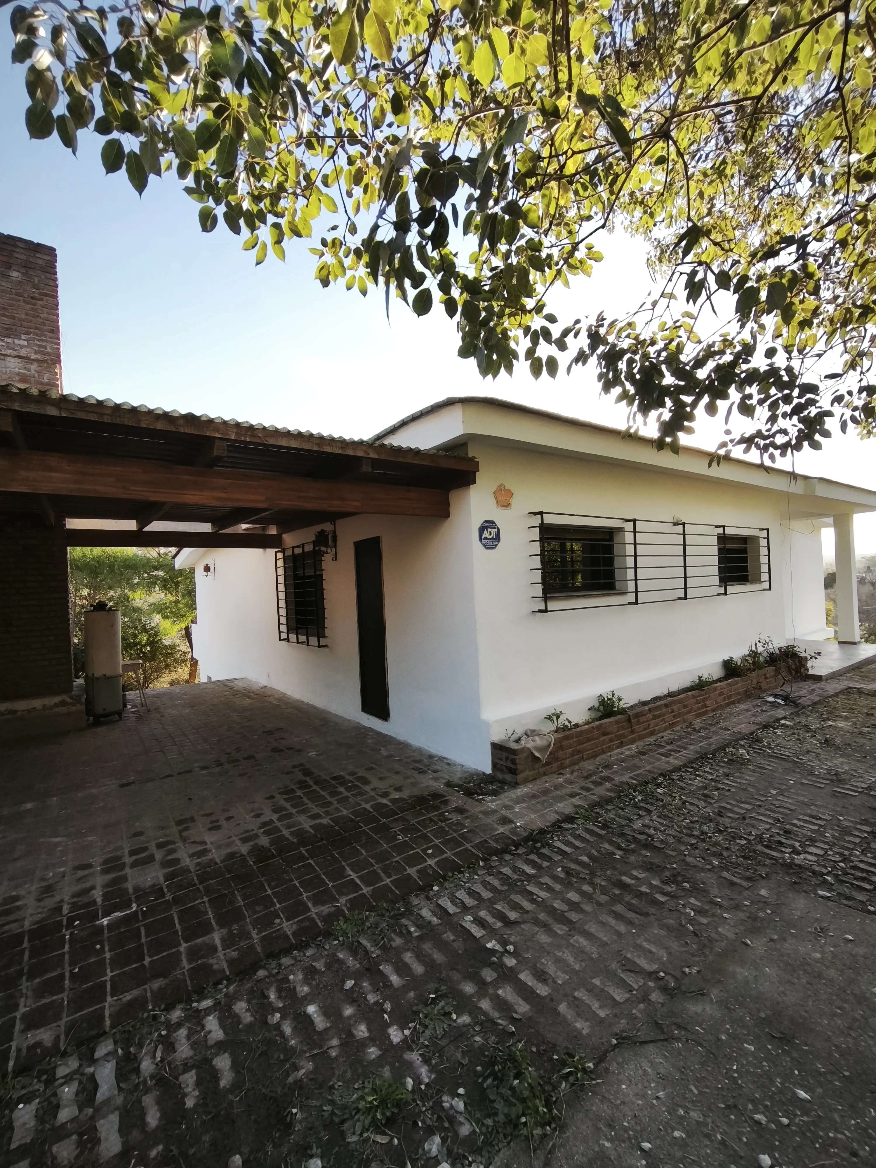 Alquiler casa 3 dormitorios villa Allende