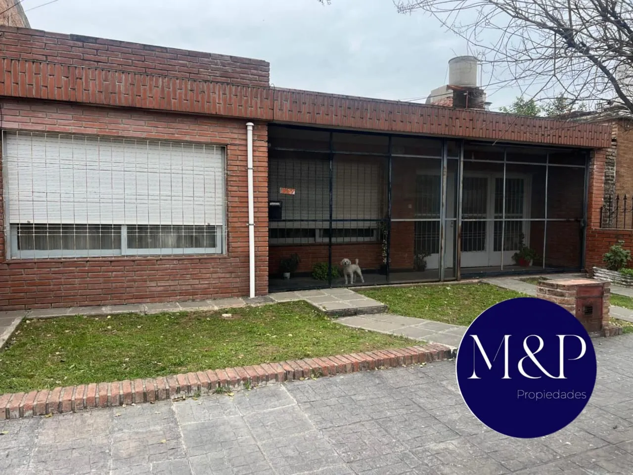 VENTA- CASA 2 DORMITORIOS- CENTRO AMERICA