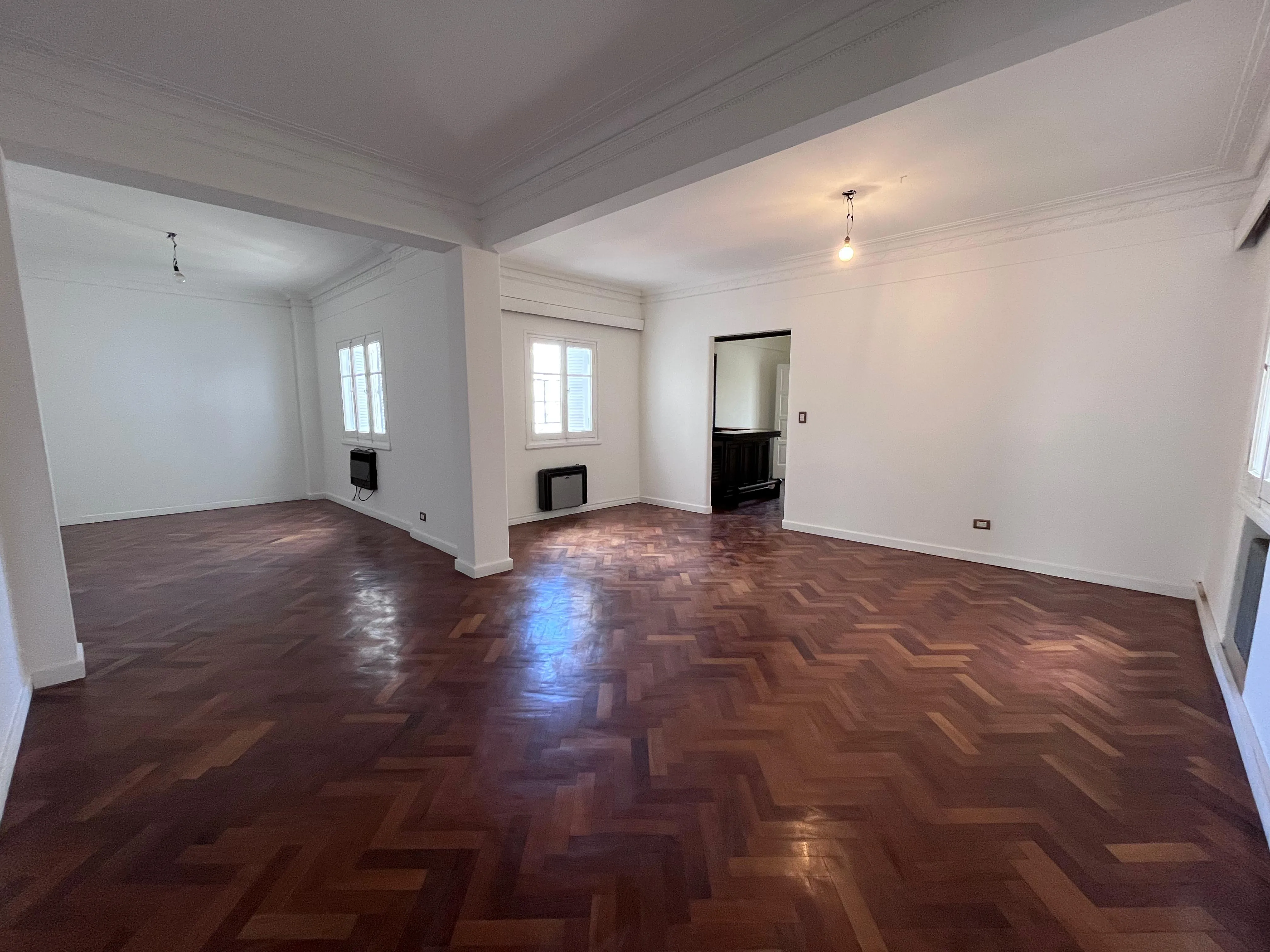 !!DEPARTAMENTO EN VENTA DE GRAN CATEGORIA EN PLENO CENTRO DE CBA!!