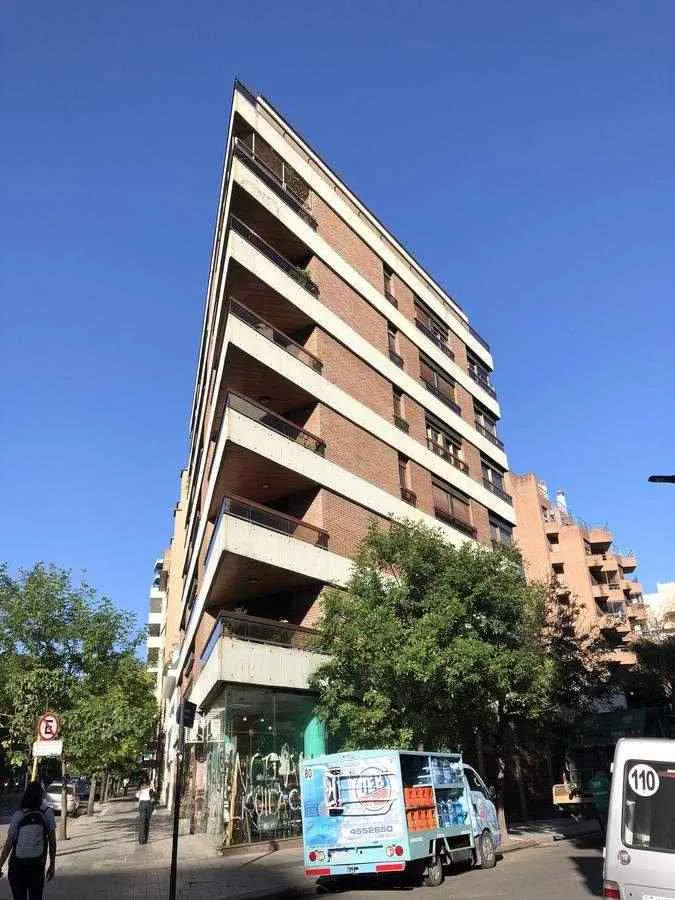VENTA IMPORTANTE PISO EN NUEVA CÓRDOBA PLAZA ESPAÑA 300MTS2