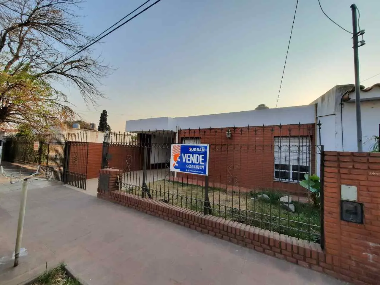VENTA CASA EN BARRIO PARQUE CAPITAL ESCUCHO PROPUESTAS