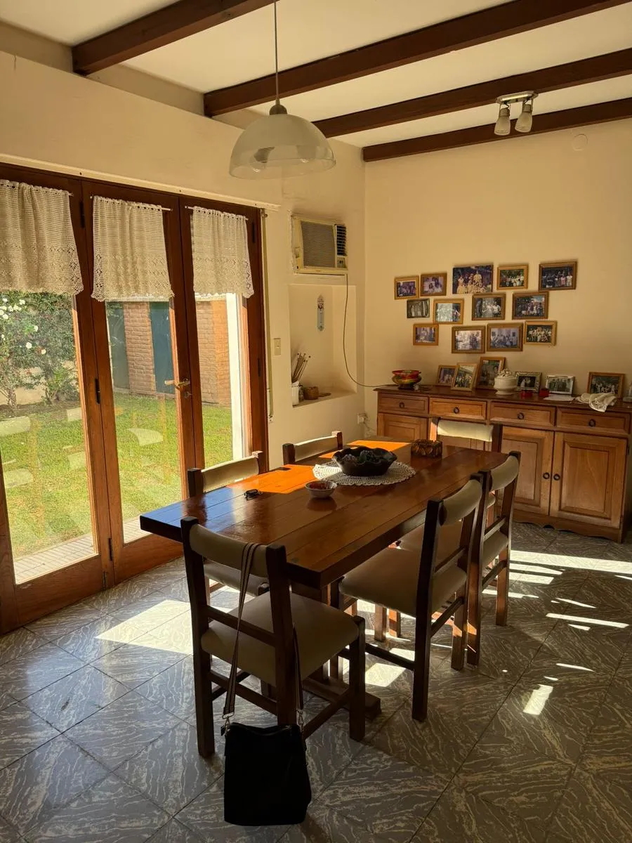 Casa de 4 dormitorios - Apto Credito - Belgrano al 100 - Coronel Moldes