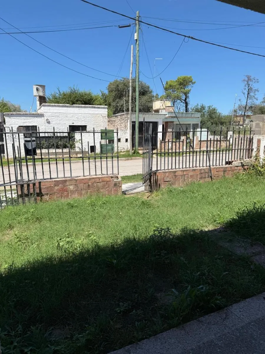 Casa 3 dorm - Apto credito - Cristobal de Altamirano al 100