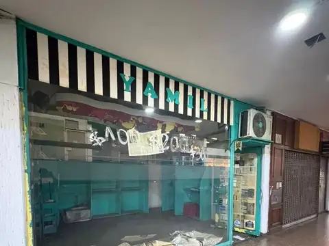 Local en Venta en Liniers, CABA