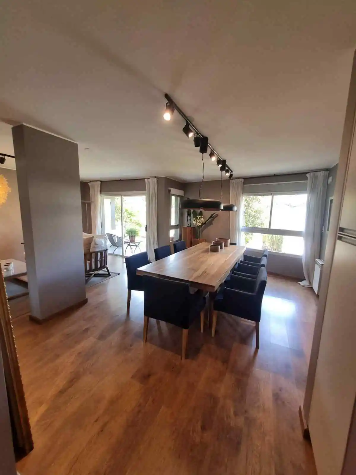 ¡EXCLUSIVO DEPARTAMENTO EN MANANTIALES!- ¡OPORTUNIDAD!