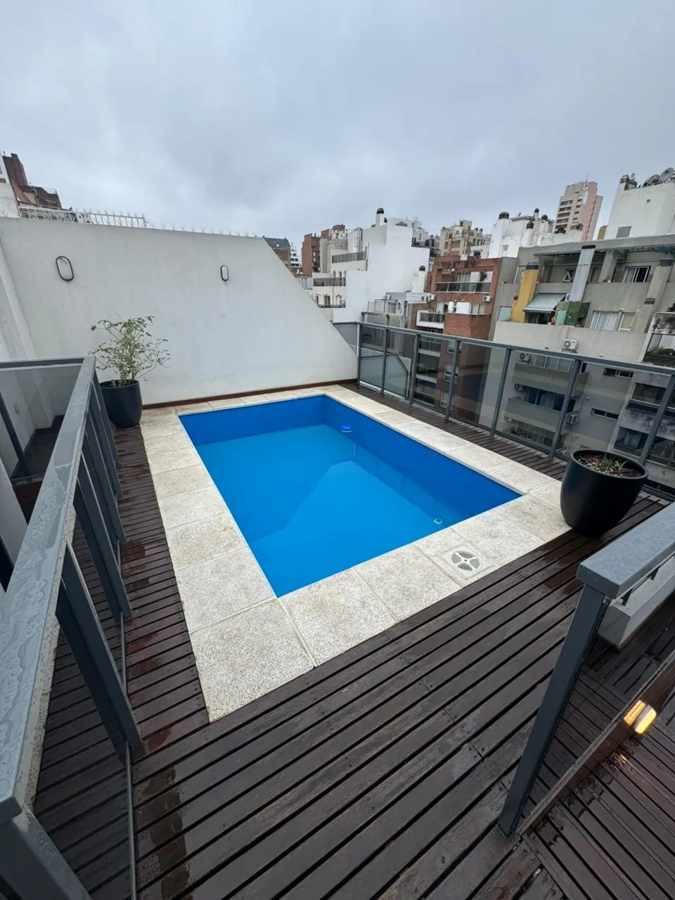 bello DTO 1 DOR 2 balcones A LA CALLE CON ASADOR PISCINA DESOCUPADO CATEGORIA