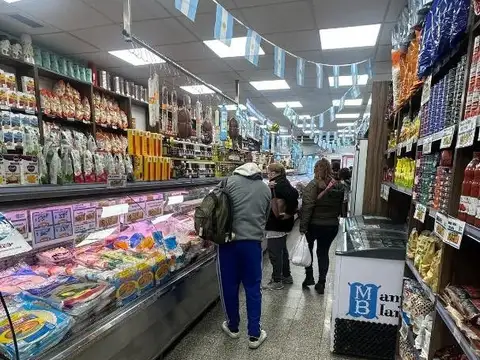 Local en Venta en Liniers, CABA