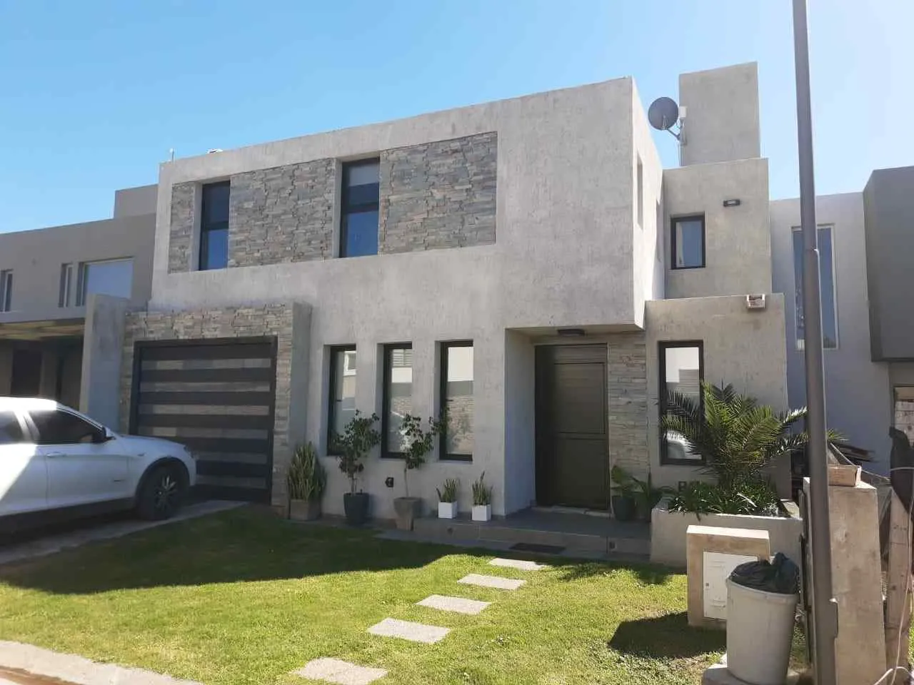 Venta CASA en Barrio Cerrado Campo de Vuelo, Etapa 4, Valle Escondido
