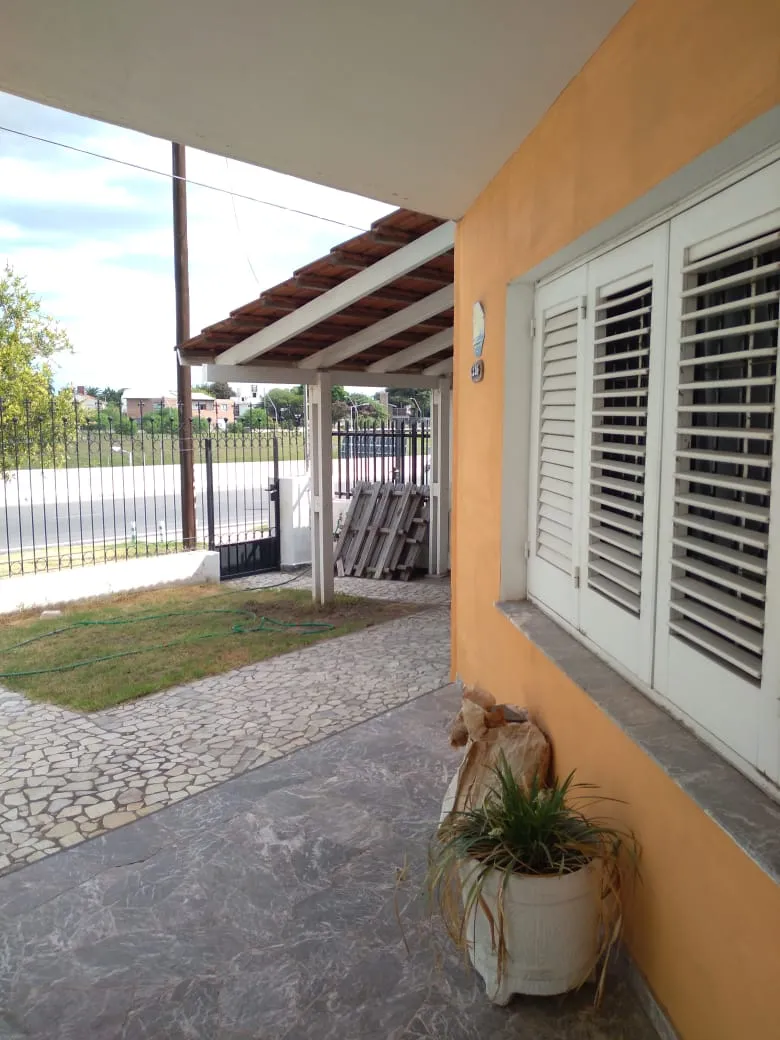 EXCELENTE OPORTUNIDAD - CASA EN VENTA
