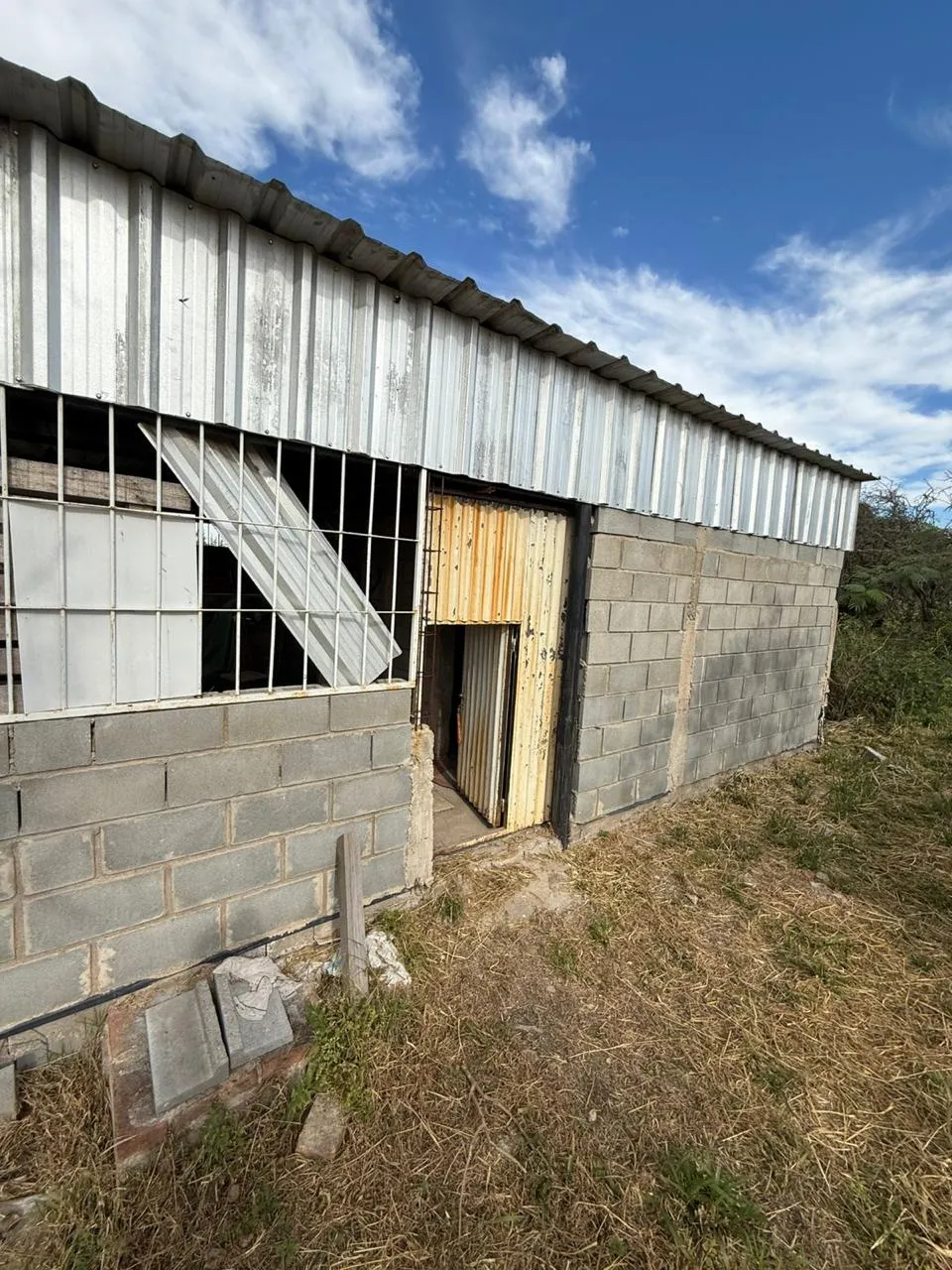 VENTA DE CASA EN CONSTRUCCION EN SALSIPUEDES