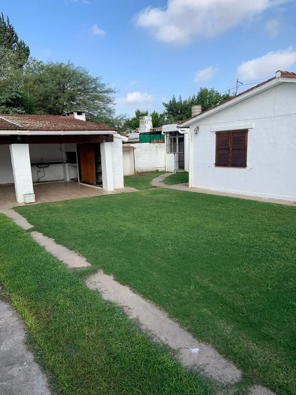 ALQUILO HERMOSA CASA