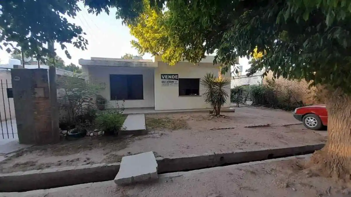 Casa de 3 Dor. con amplio terreno  en Venta- Villa de Soto- Córdoba