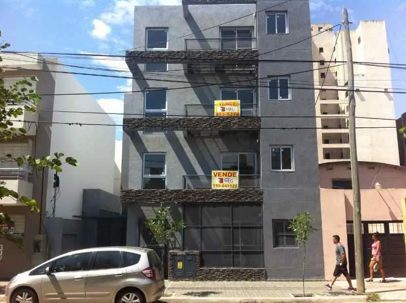 A Alberdi Vendo Dto 1d Pta Baja Con Patio Oportunidad