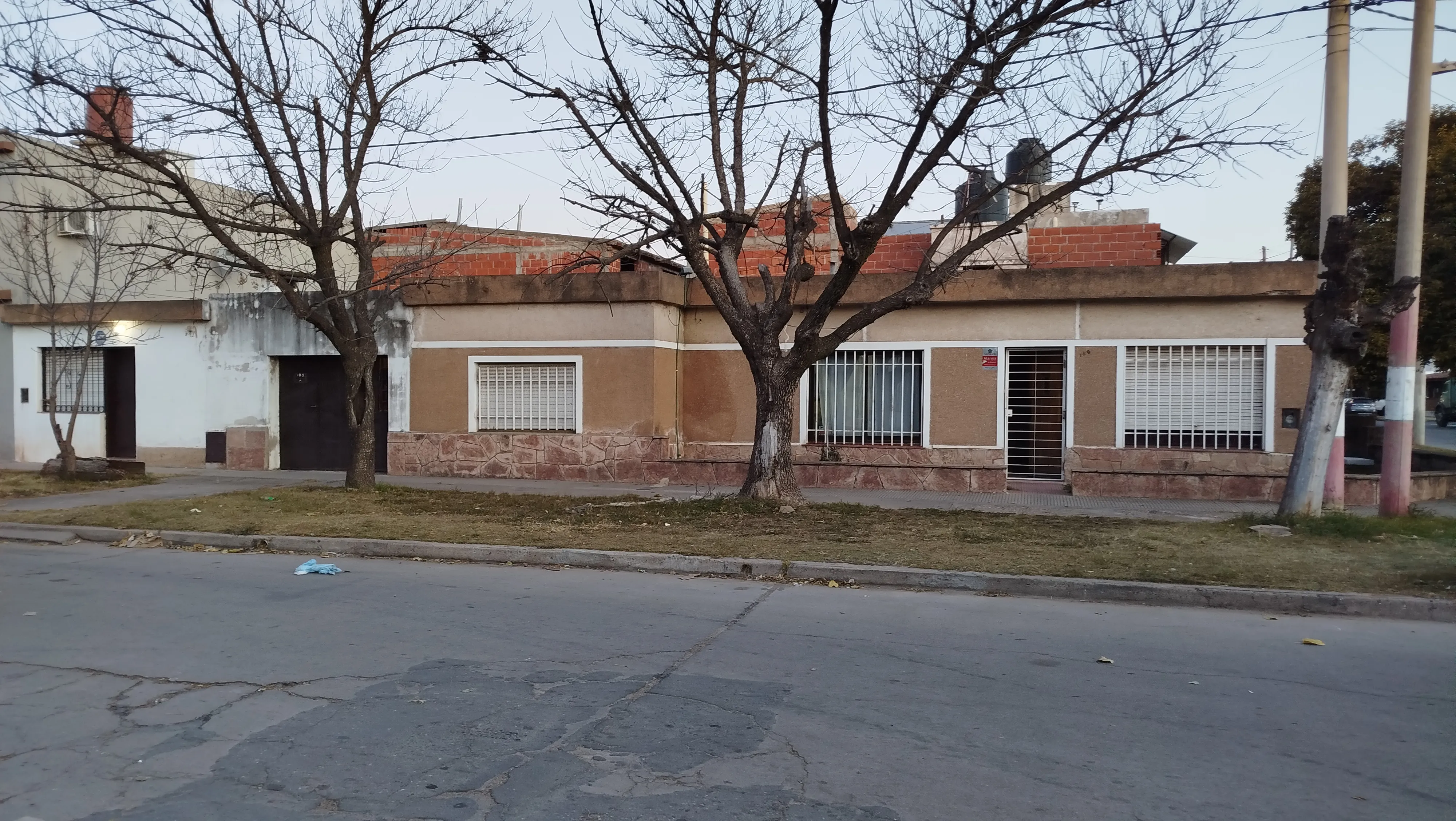 Casa + dpto Alta Córdoba