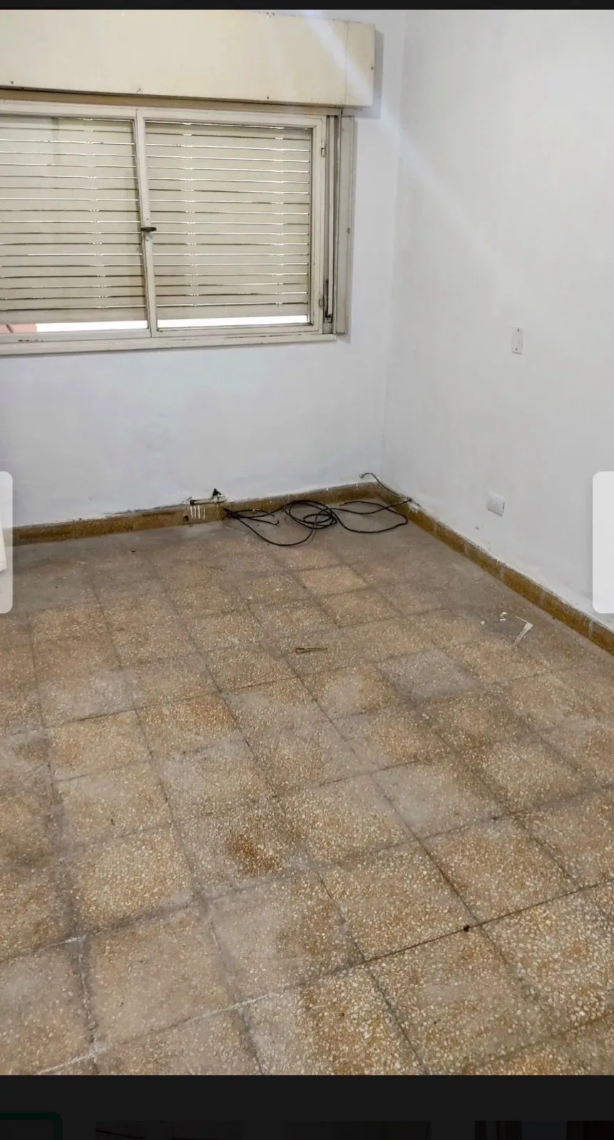 MONO AMPLIO CON PATIO expensas bajas