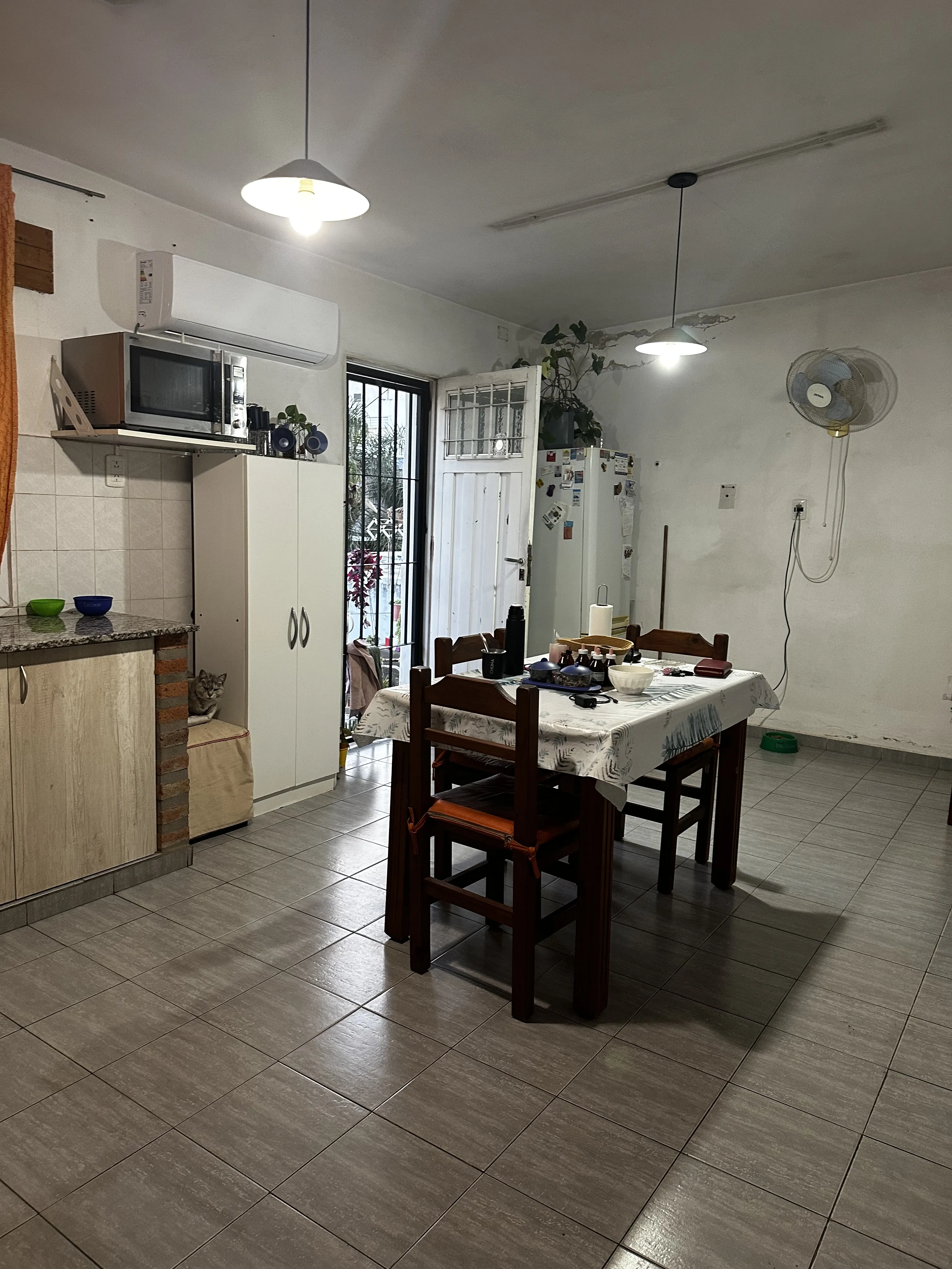 ALTO ALBERDI - VENDO DEPARTAMENTO 3 DORMITORIOS POR ESCALERA