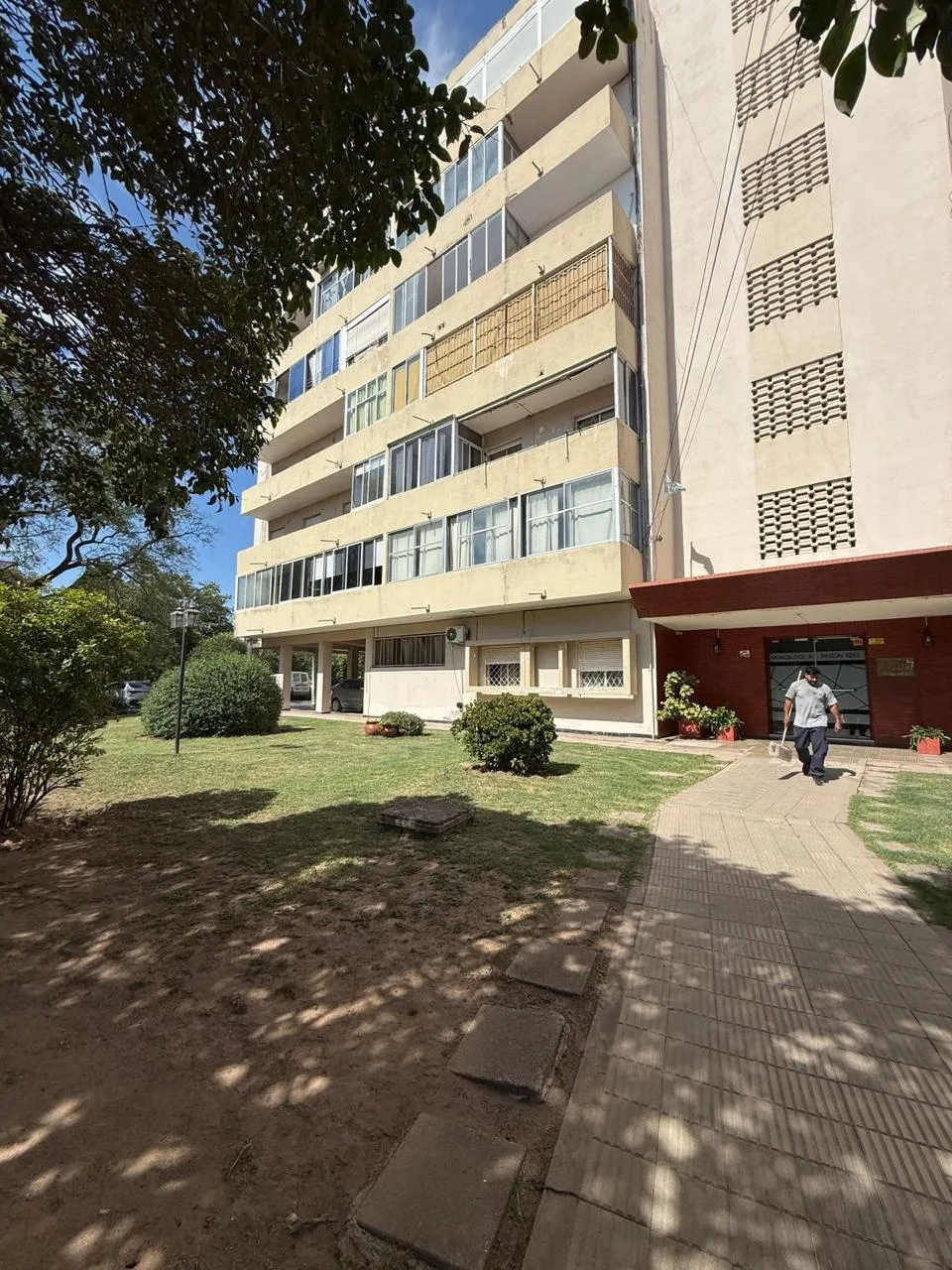 Departamento 3 dormitorios, financio 50% recibo auto