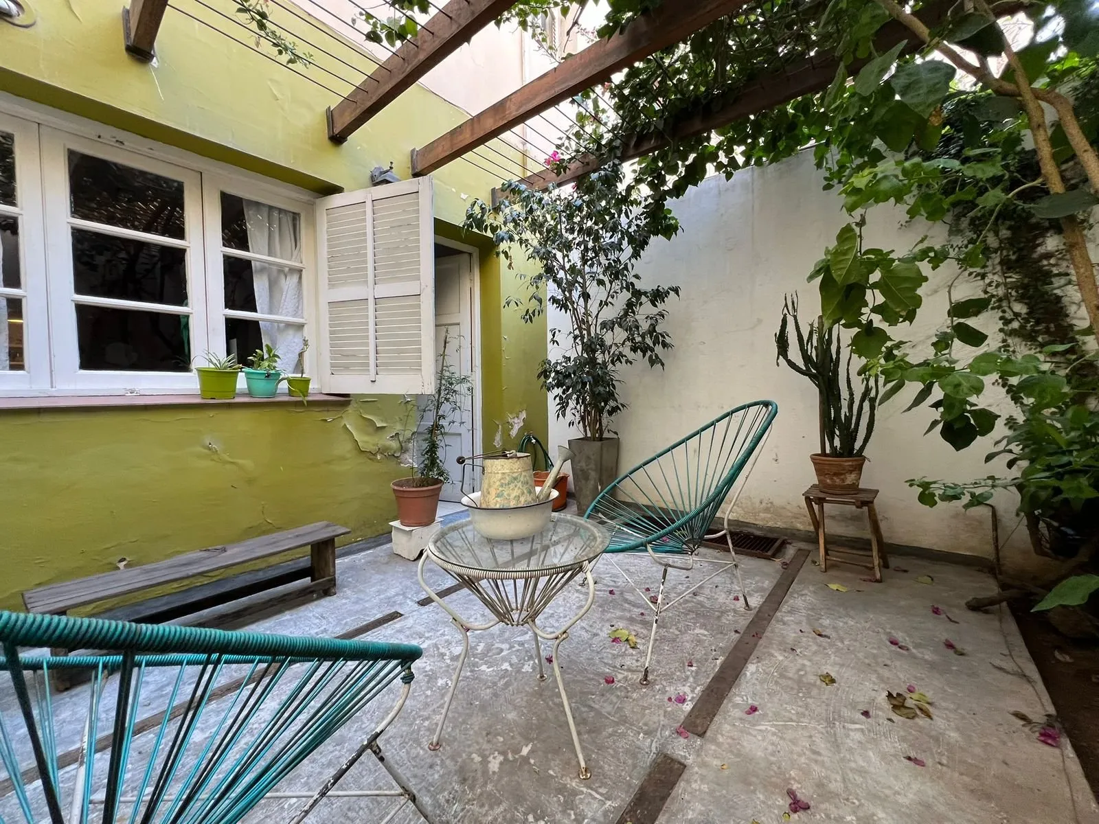 Departamento PH tipo casa de 2 dormitorios y 2 patios en Alta Cordoba Apto Credi...