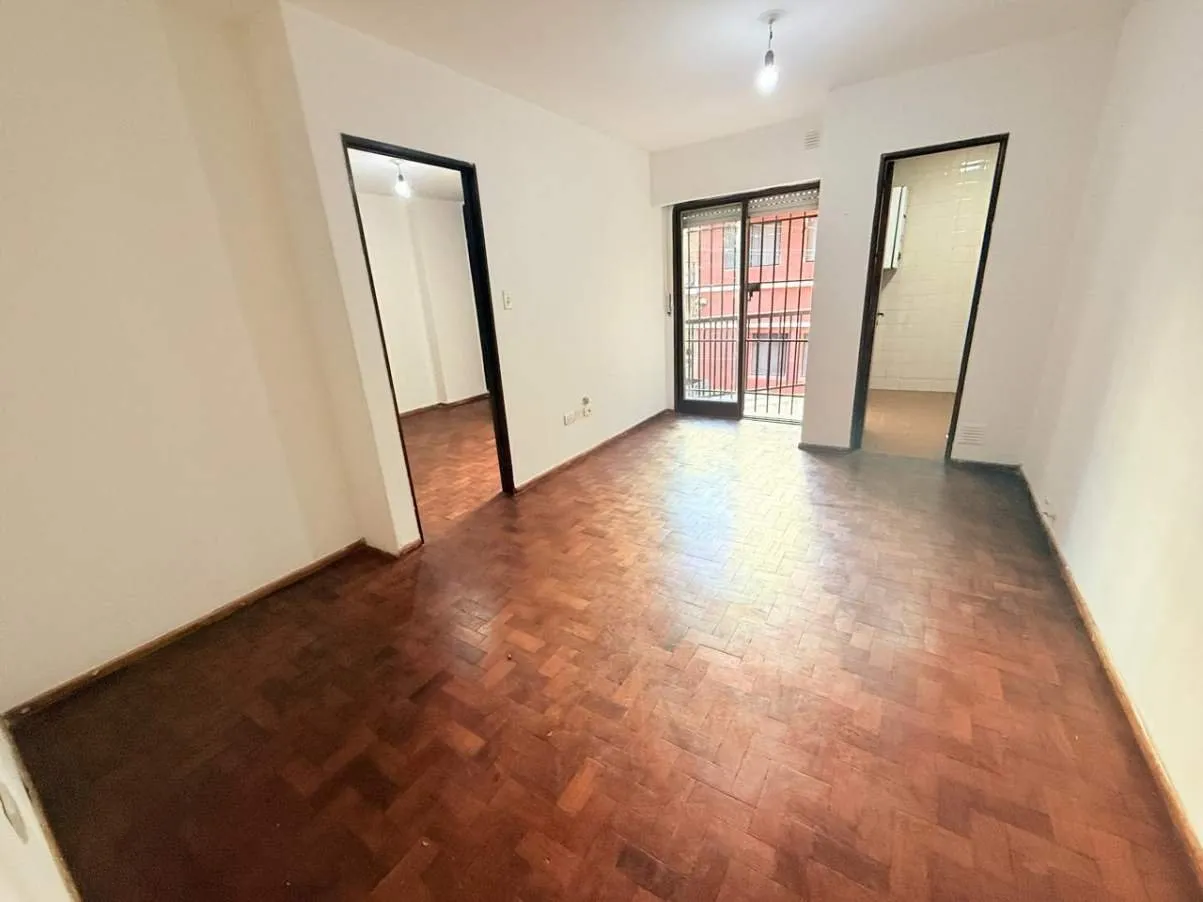 Oportunidadd Departamento Venta sobre Bv. San Juan