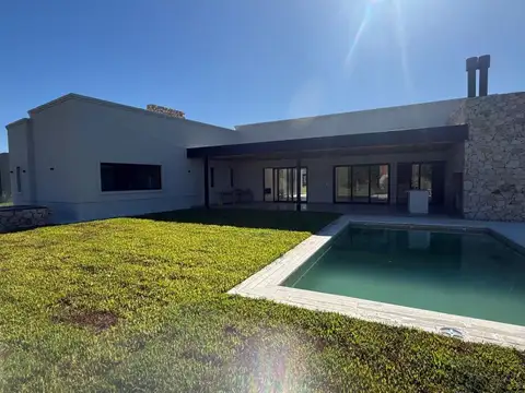 Casa en Venta en Terravista, Countries y Barrios Cerrados en General Rodríguez