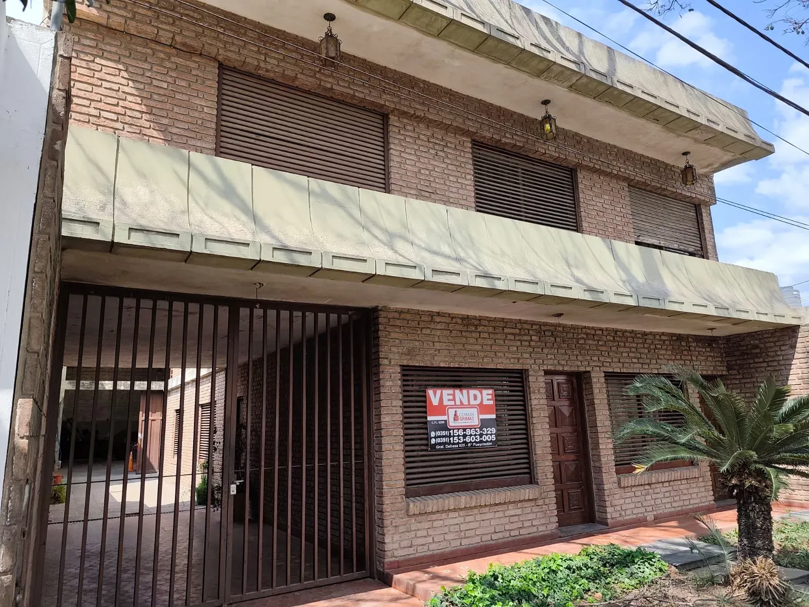VENDO CASA 3 DORMITORIOS + GALPÓN - B.° RIVADAVIA - U$S 155.000