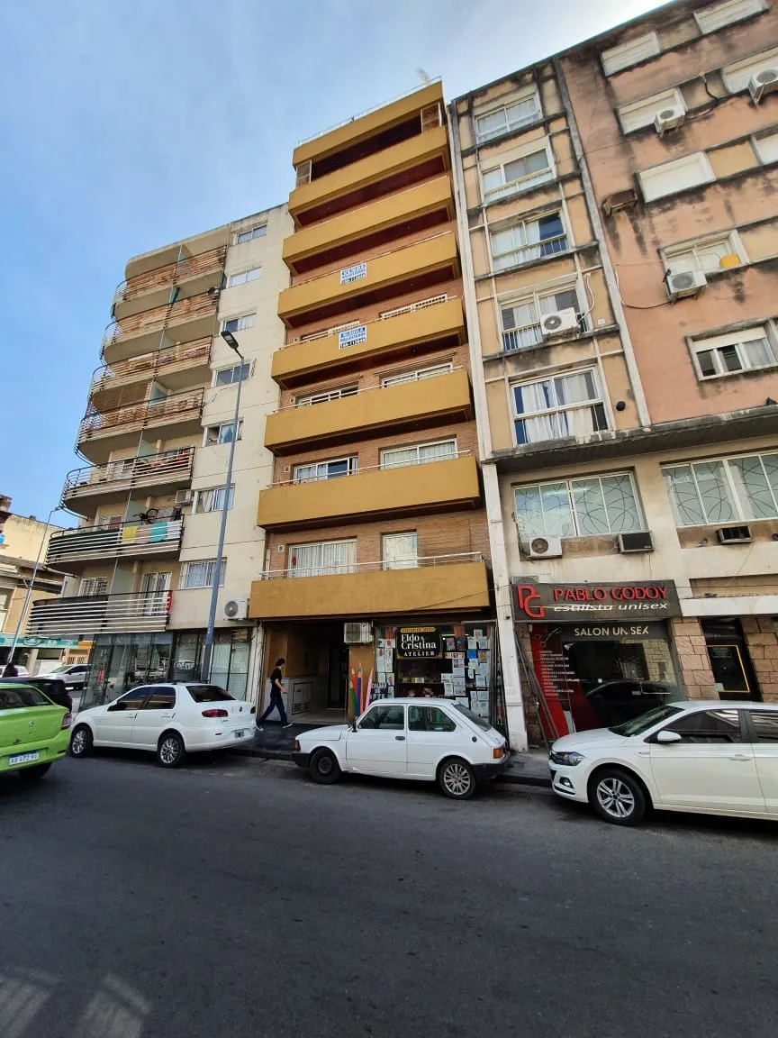 CENTRO - DEPTO EN VENTA 2 DORM - OPORTUNIDAD