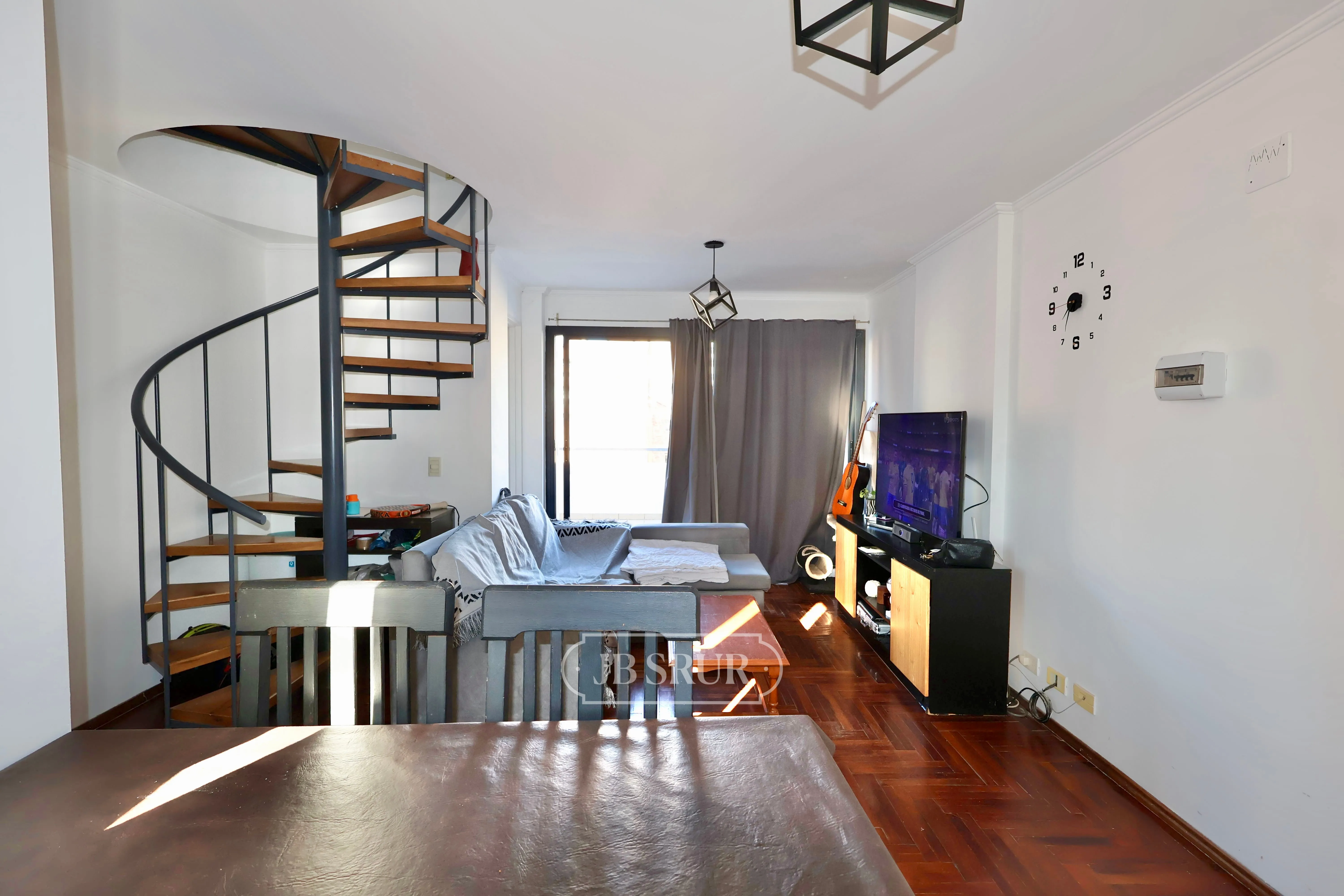 Duplex en Venta de 1 dormitorio con 2 balcones terraza en Nueva Córdoba