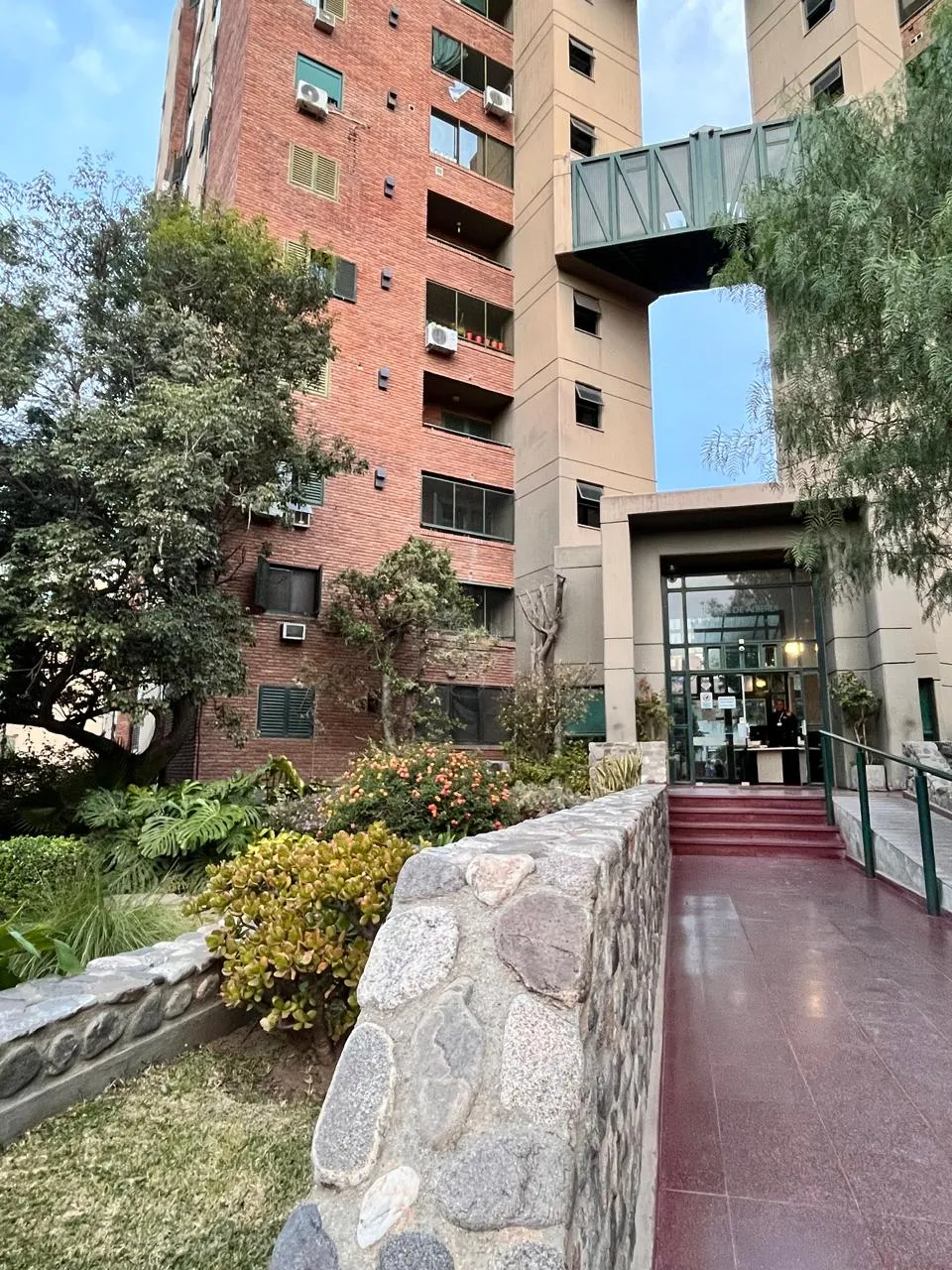 ALQUILER HERMOSO DEPARTAMENTO EN ALBERDI, 3 DORMITORIOS