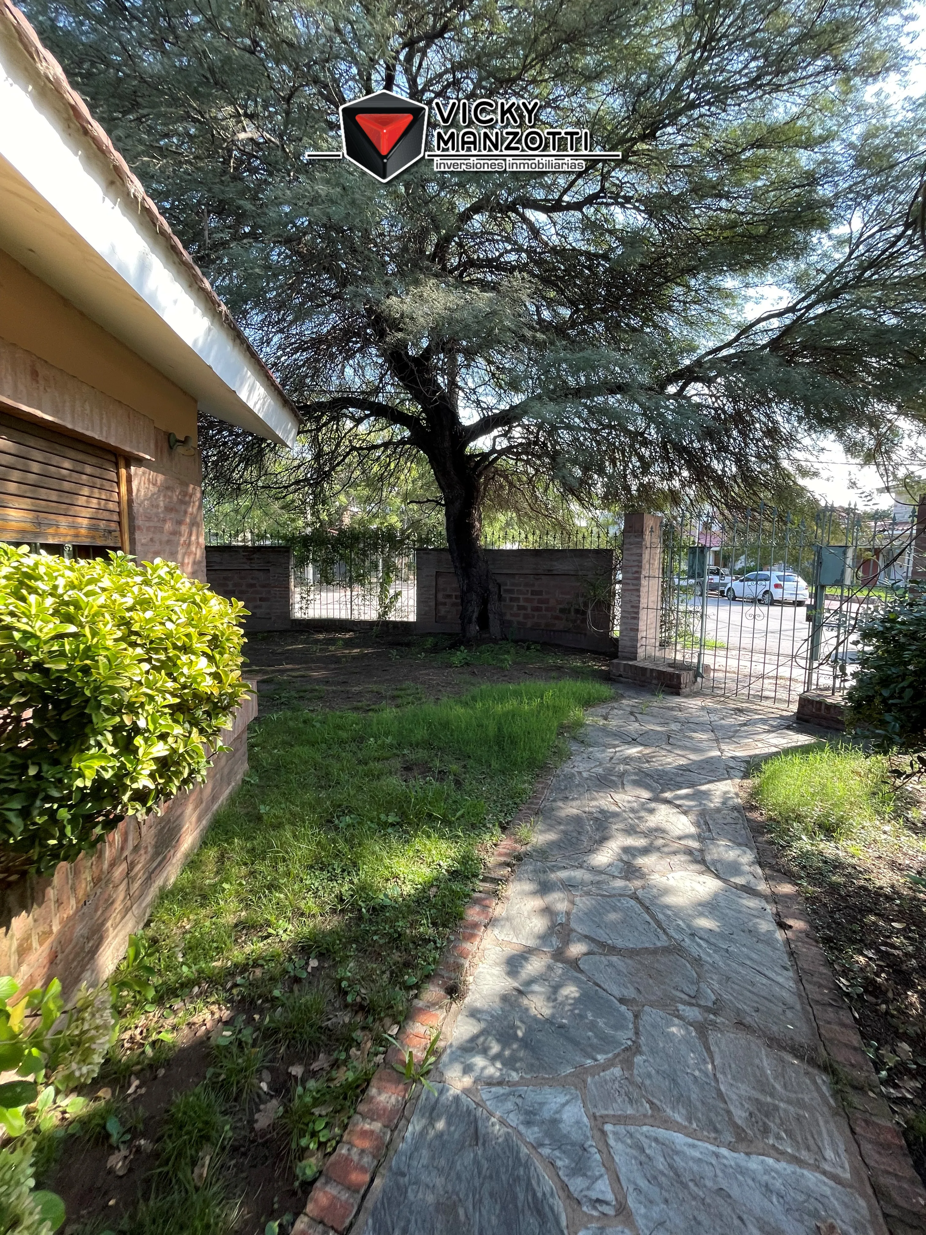 Casa en Venta - Ideal Uso Comercial por Su Estratégica Ubicación