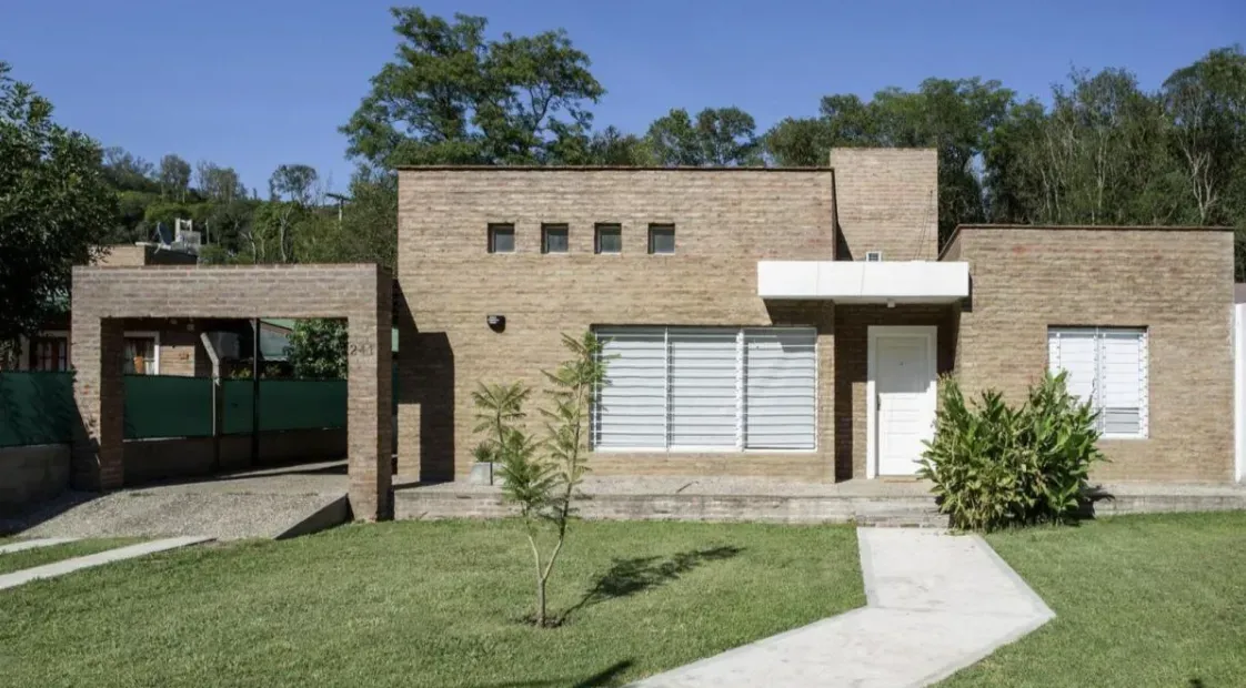 Hermosa casa en Rio Ceballos