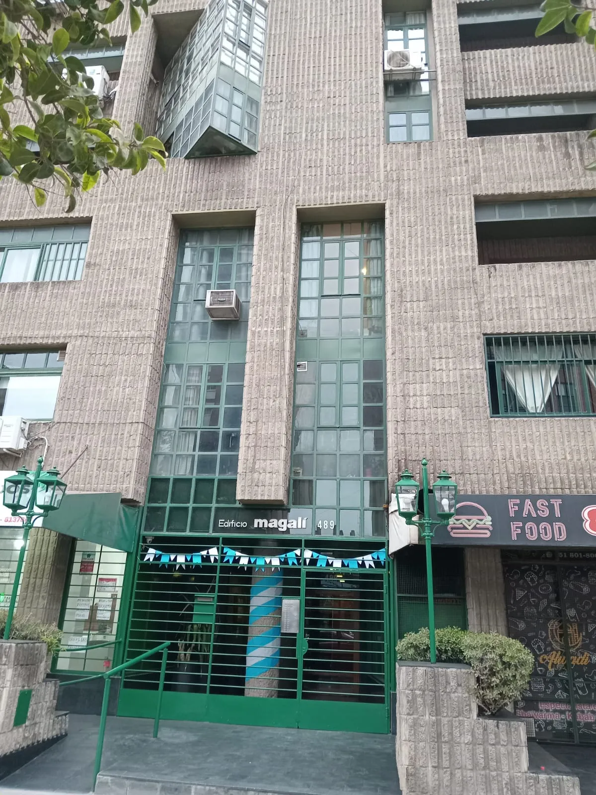 GUEMES- CTRO Bv. S. Juan 489 a 200mts Ptio Olmos exter balc, Ajuste Semestral