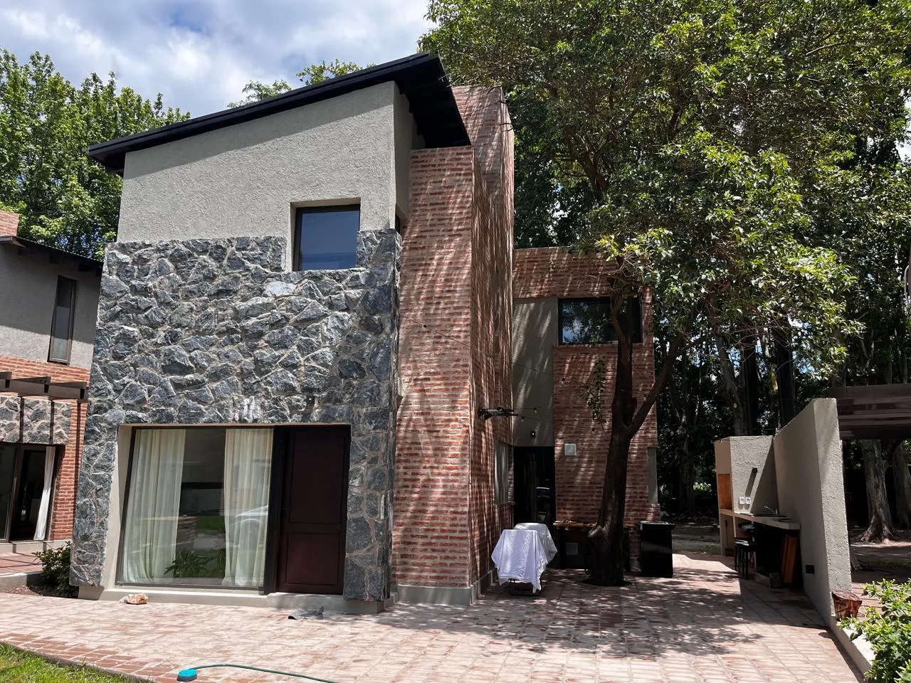Dúplex en Barrio Cerrado en Villa Allende - Bosques del Golf. Financia 50%