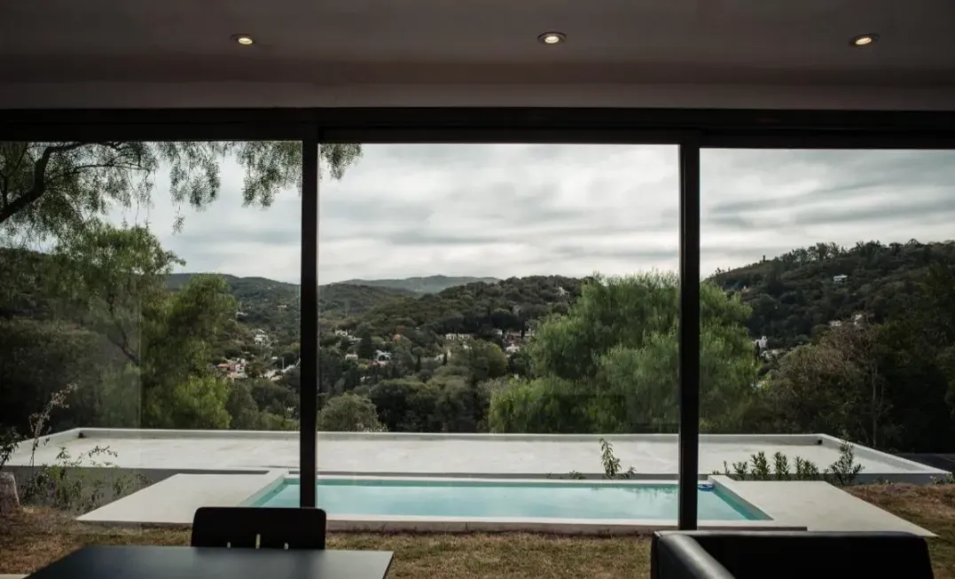 Casa en Rio Ceballos, gran terreno!