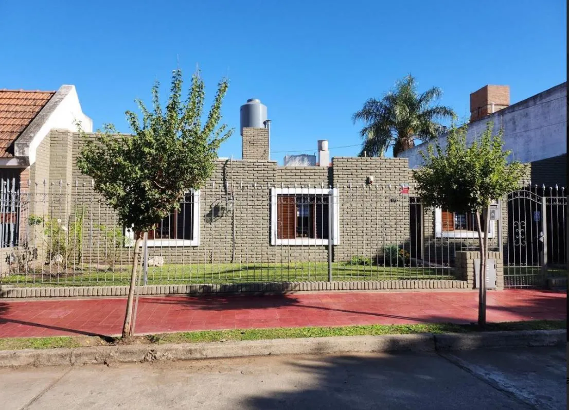 CASA APTA CREDITO, Fray Diego Morcillo 1063