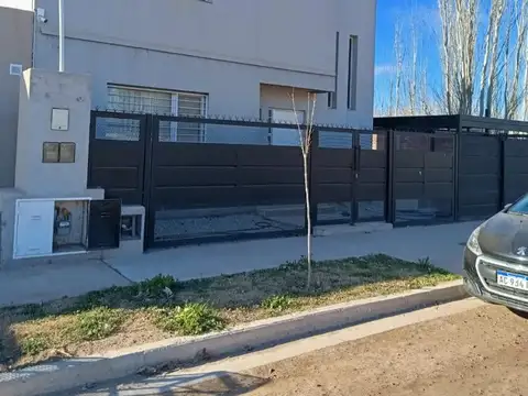 PH en Venta en Cipolletti, General Roca