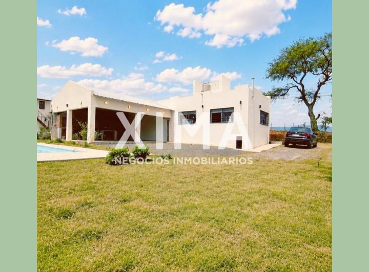 Casa · 527m² · 2 Dormitorios · 1 Cochera