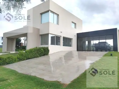 Casa en Venta en Potrero de Garay, Santa María