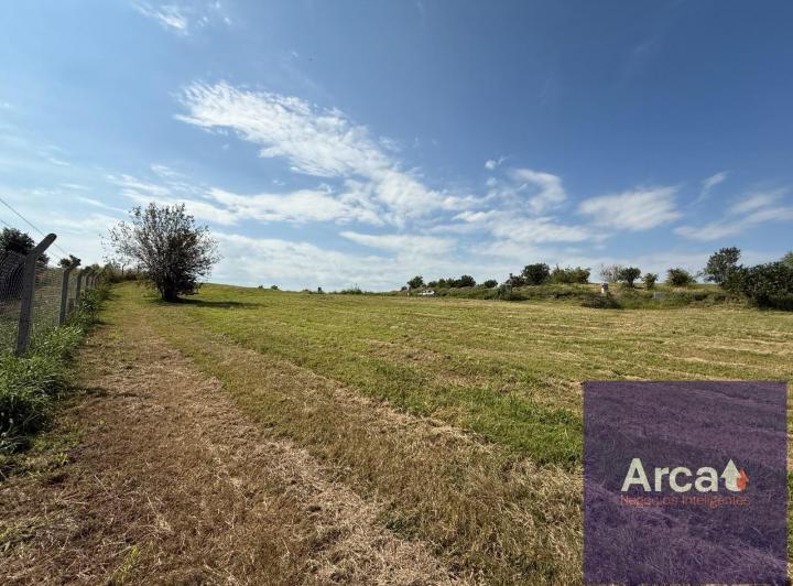 Terreno · 450m²