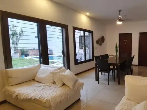 Casa en Venta en Jorge Cura, Rosario